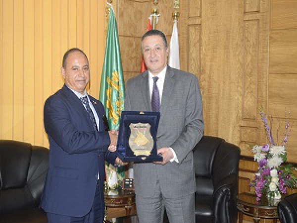 Benha University President receives Dr\ Nasser El Shemy